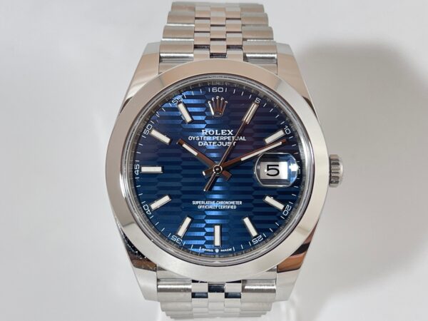 Rolex-Datejust-126300-Blue-dial
