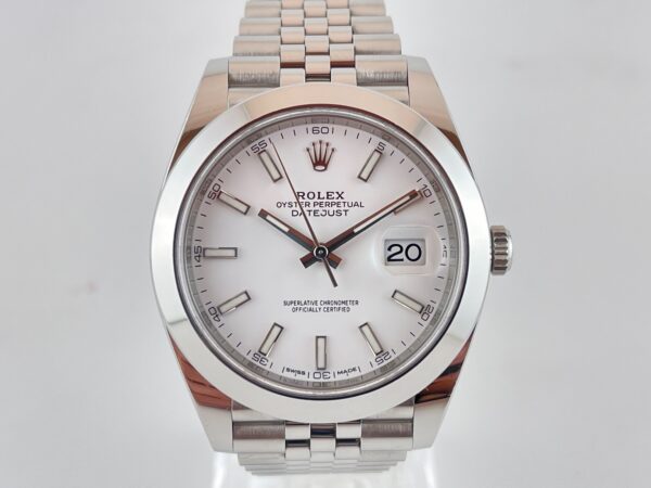 Rolex-Datejust-126300-White-dial