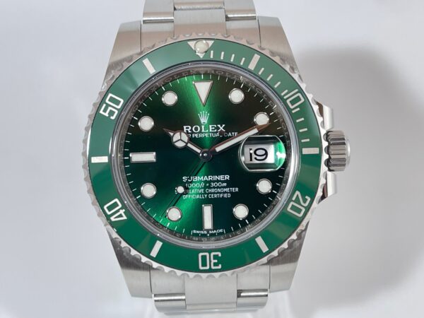Rolex-Submariner-Date-116610LV-Hulk